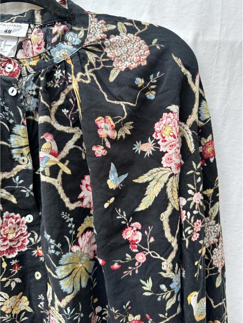 GP and J Baker x H&M Black Floral Button-Up Blouse with Bird Print Size 12 - Picture 3 of 9